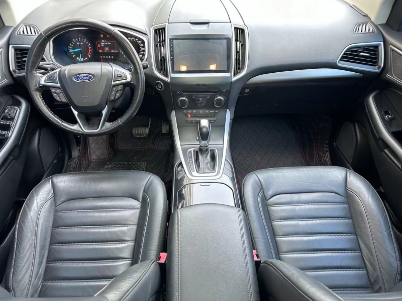 济宁18年福特锐界8