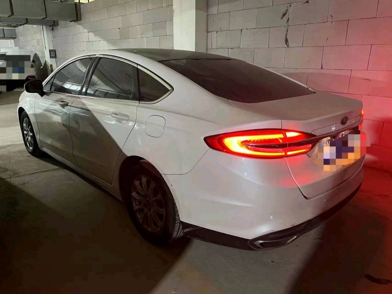 徐州17年福特蒙迪欧3