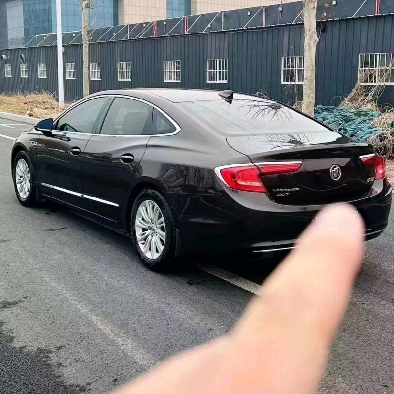 枣庄16年别克君越7