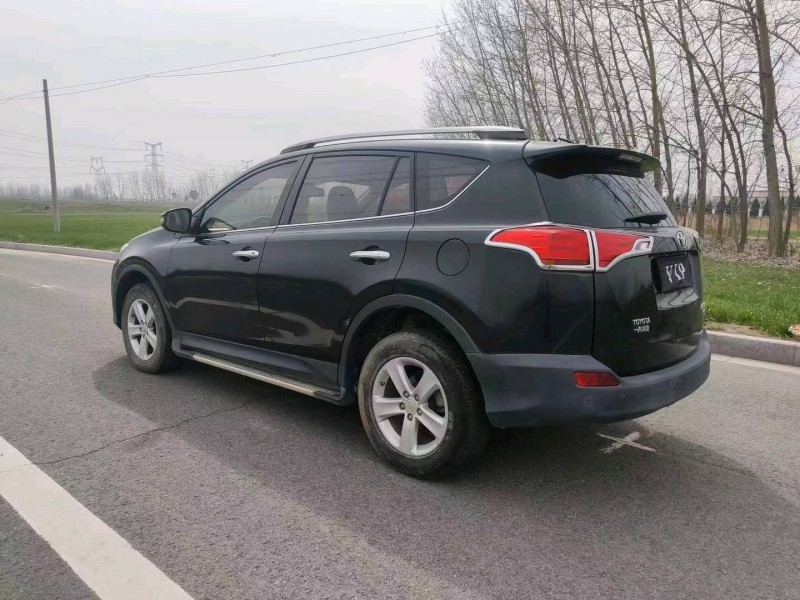 东营14年丰田RAV4荣放3