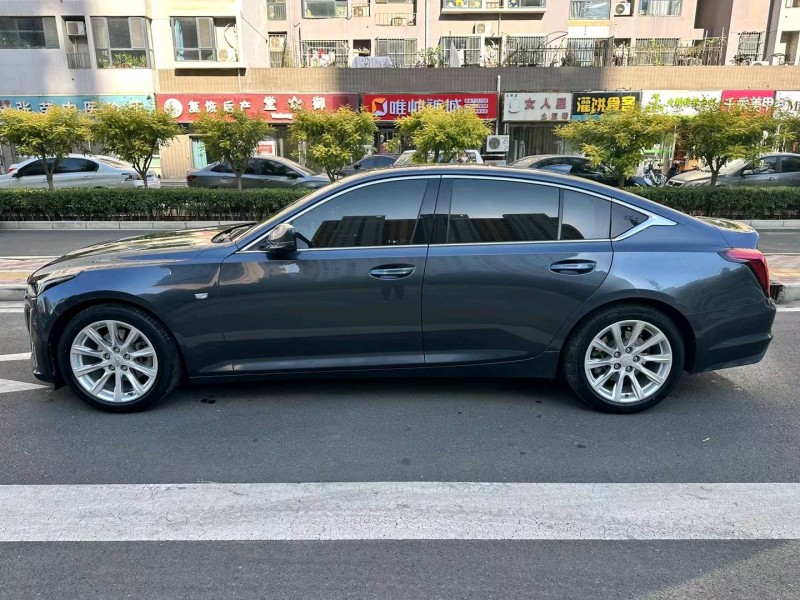 石家庄20年凯迪拉克CT55