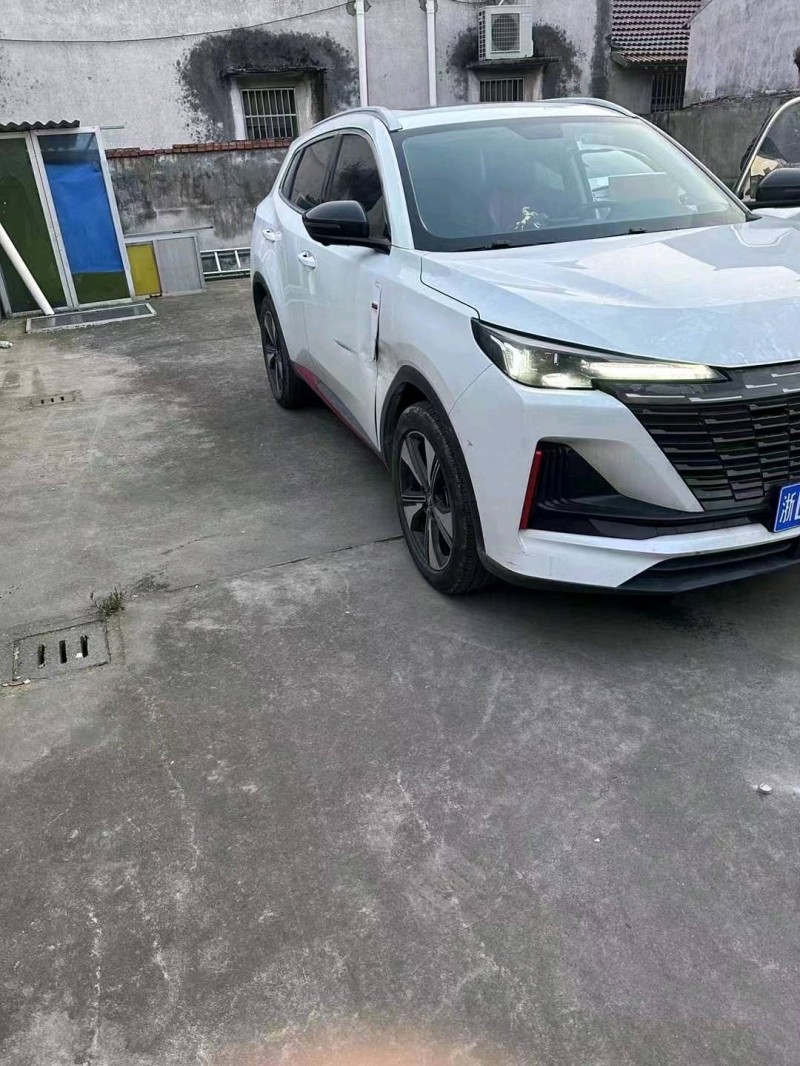 嘉興22年長安汽車CS553