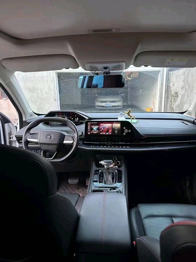 嘉興22年長安汽車CS556