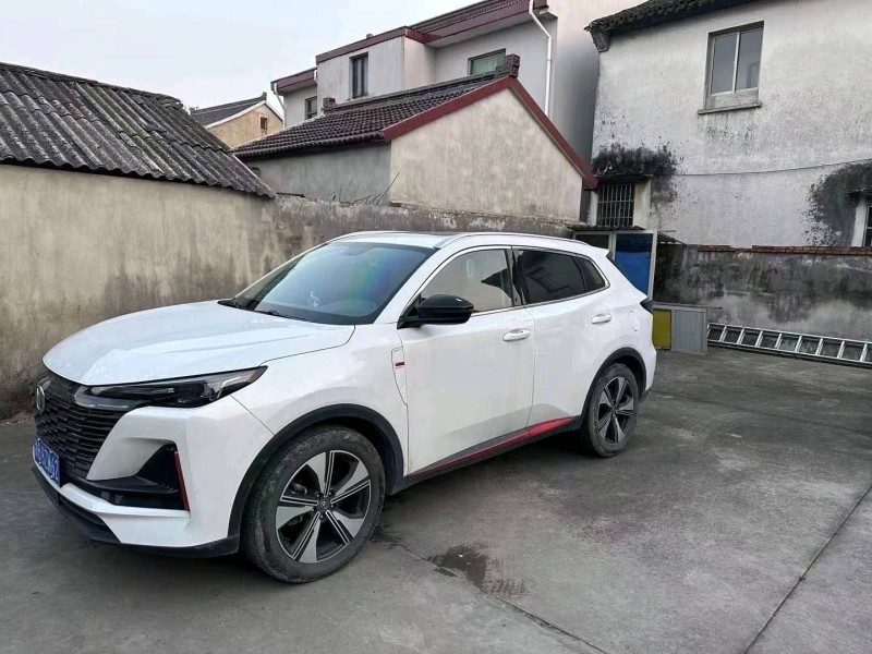 嘉興22年長安汽車CS557