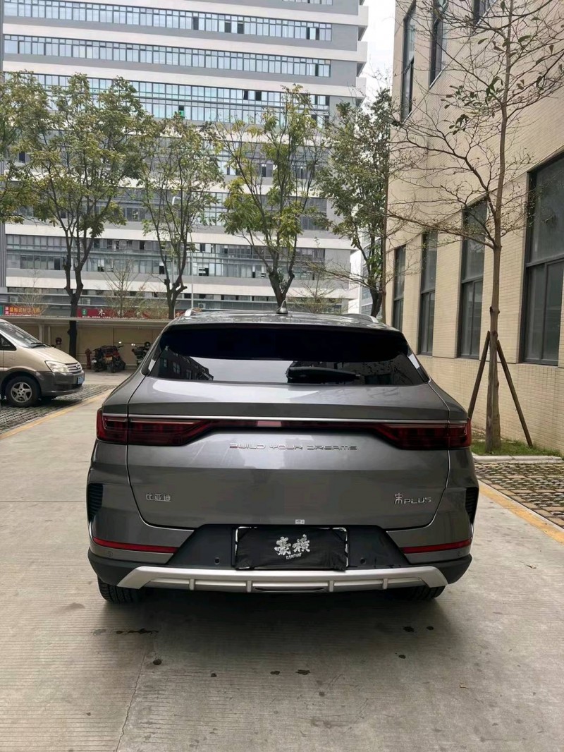 佛山21年比亚迪宋4