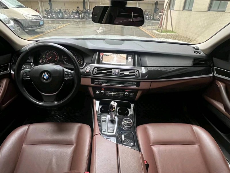 佛山17年宝马5系8