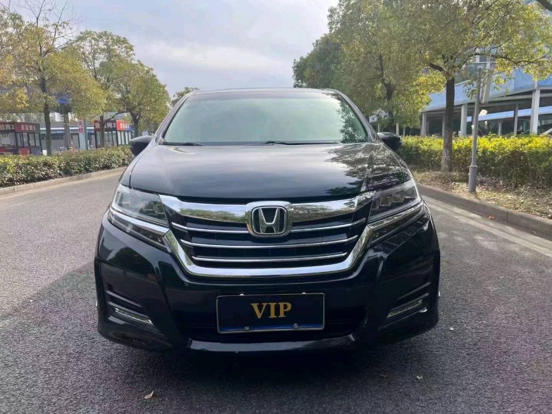 苏州18年本田艾力绅1