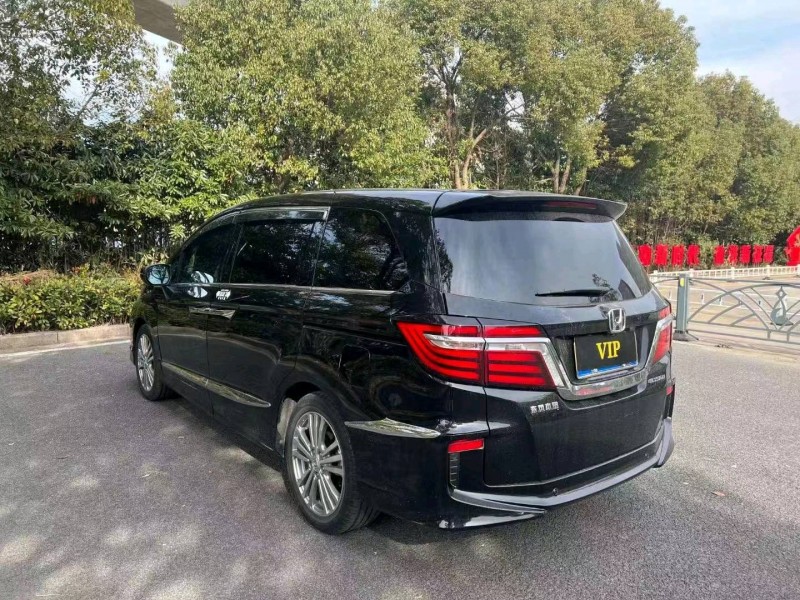 苏州18年本田艾力绅2