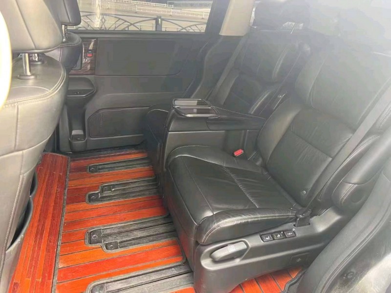 苏州18年本田艾力绅6