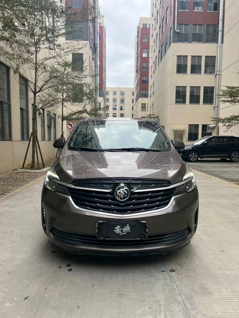 佛山21年别克GL81