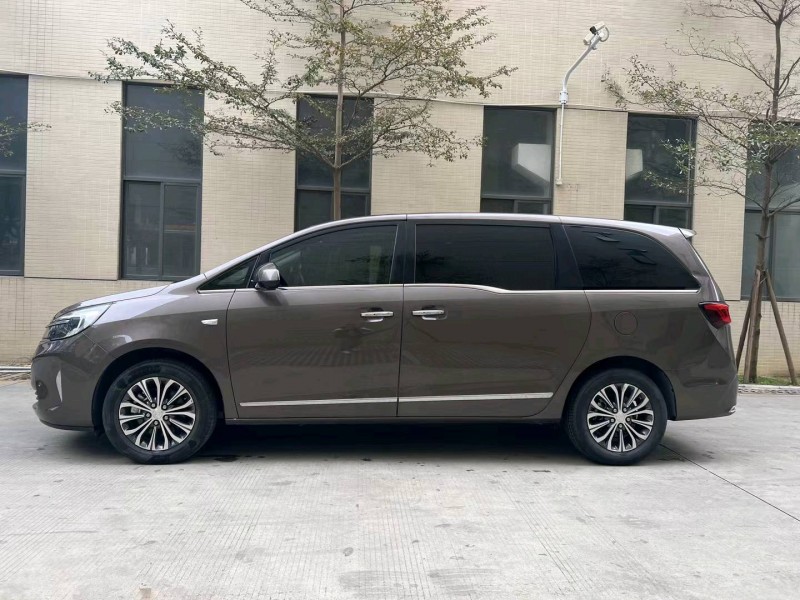 佛山21年别克GL86