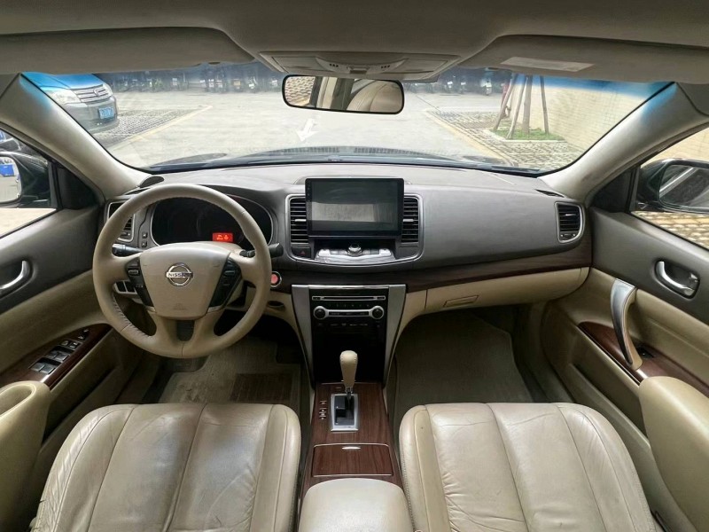 佛山09年日产天籁8