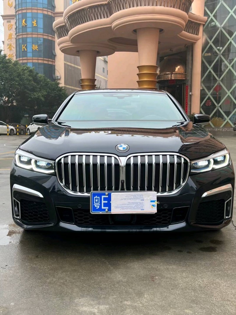 佛山22年宝马7系1