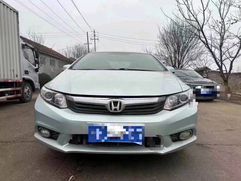 青岛11年本田思域1