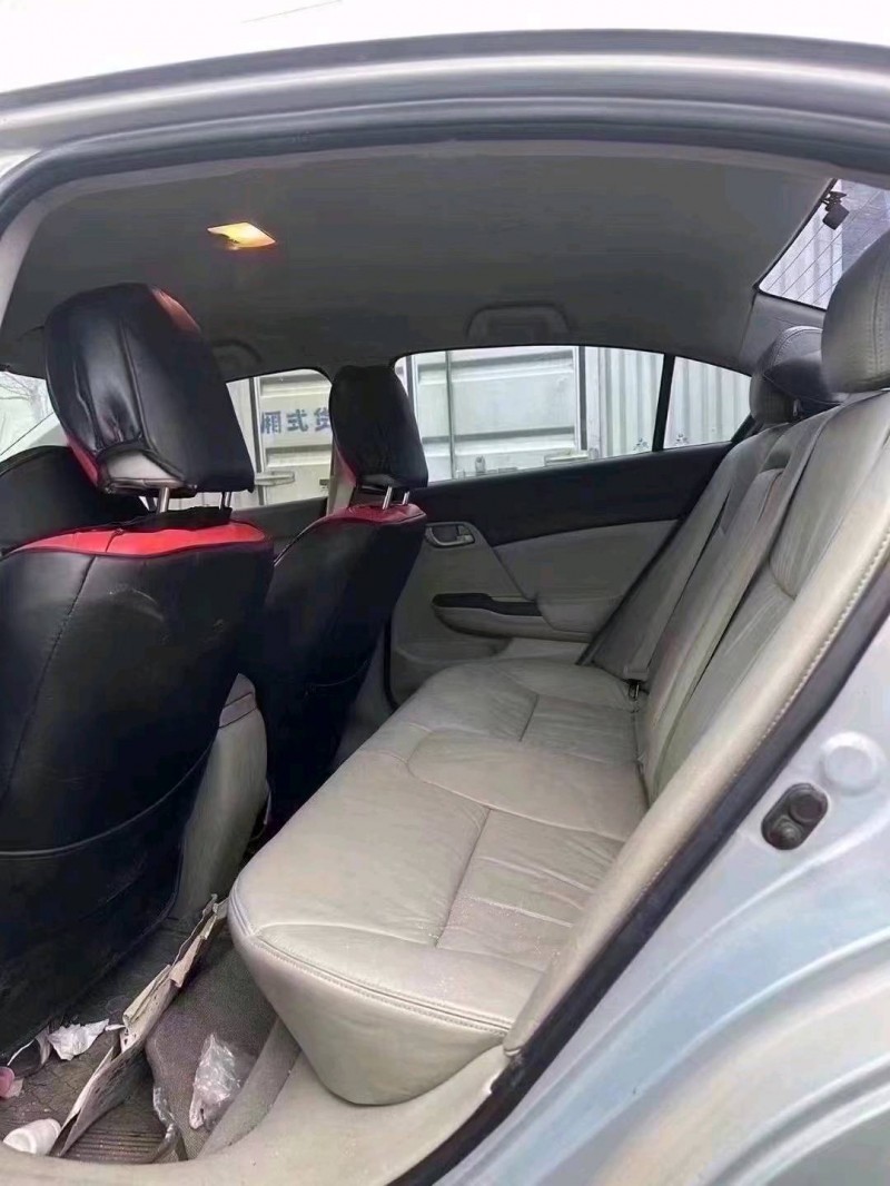 青岛11年本田思域6