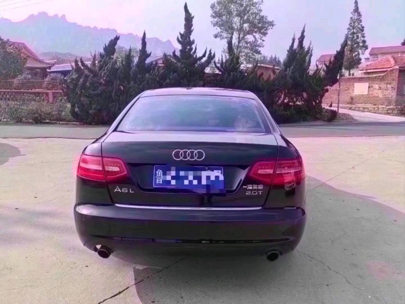 青岛12年奥迪A6L8