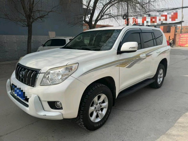 保定11年丰田普拉多2
