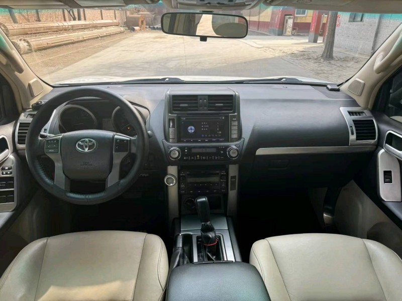 保定11年丰田普拉多5