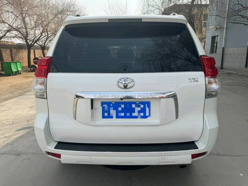 保定11年丰田普拉多9