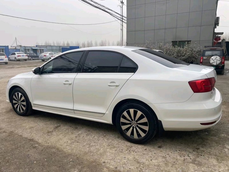 保定18年大众速腾5