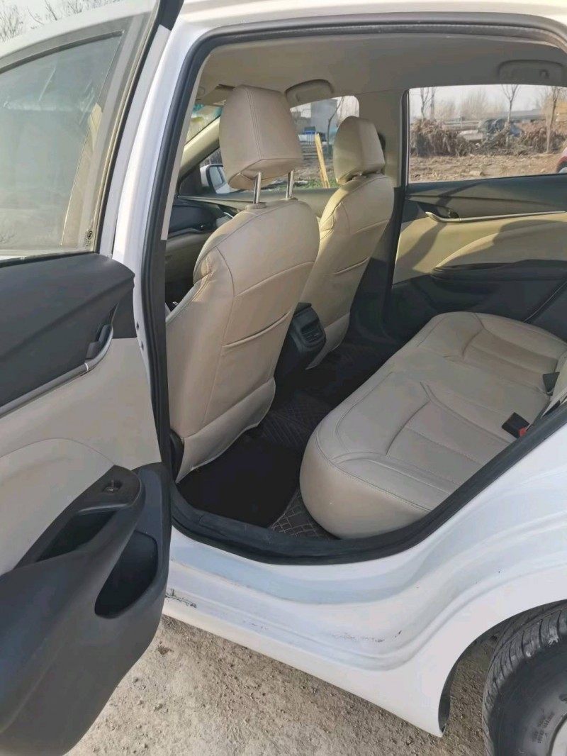 保定16年别克英朗6