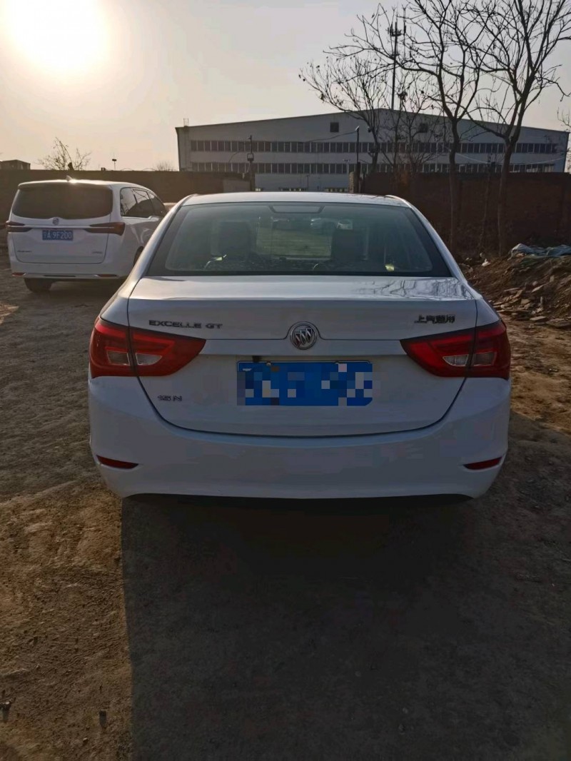 保定16年别克英朗8