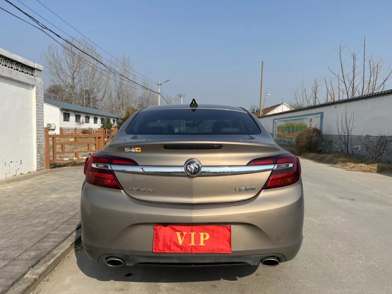 青岛13年别克君越9