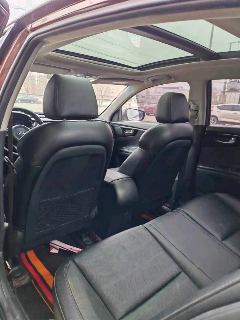 保定15年起亚K46