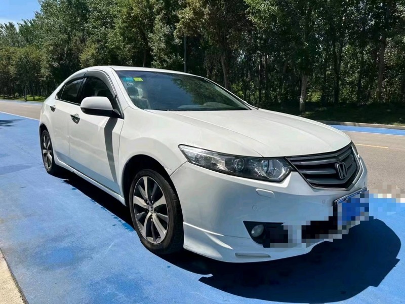 济南10年本田思铂睿2