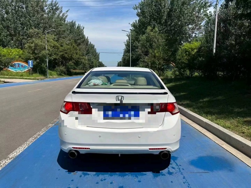 济南10年本田思铂睿9