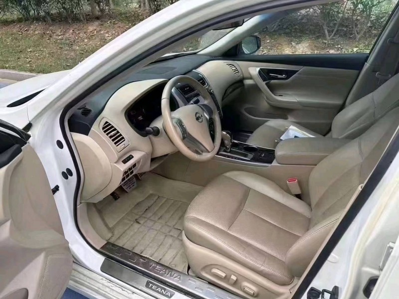 济南13年日产天籁4