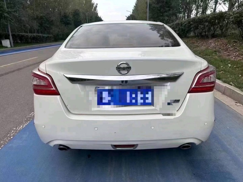 济南13年日产天籁9