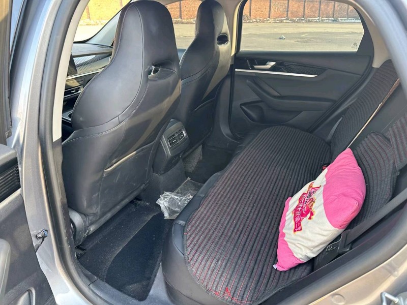 济南23年比亚迪秦4