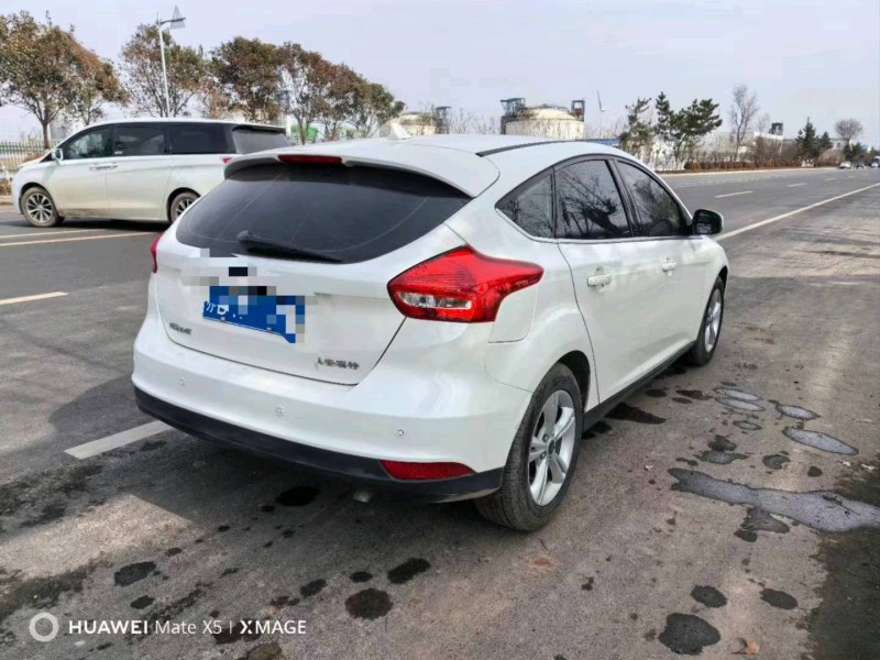 东营21年福特福克斯3