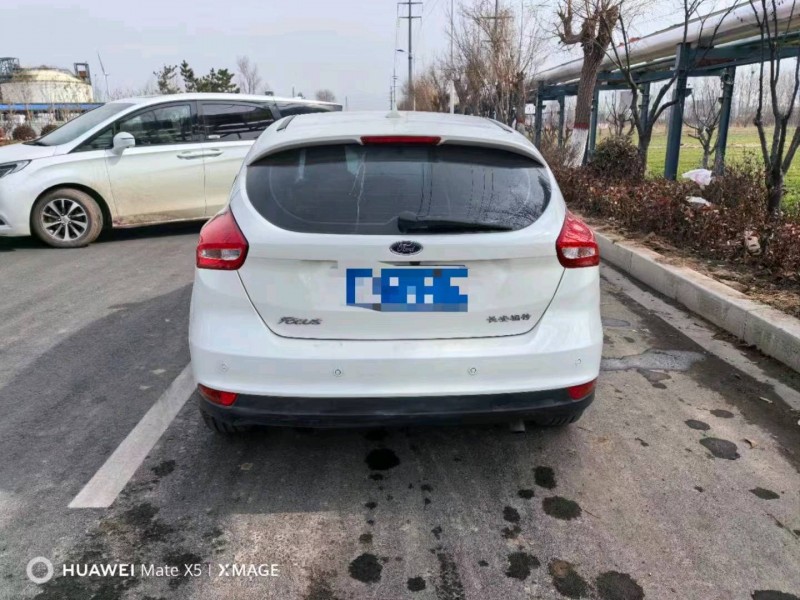 东营21年福特福克斯4