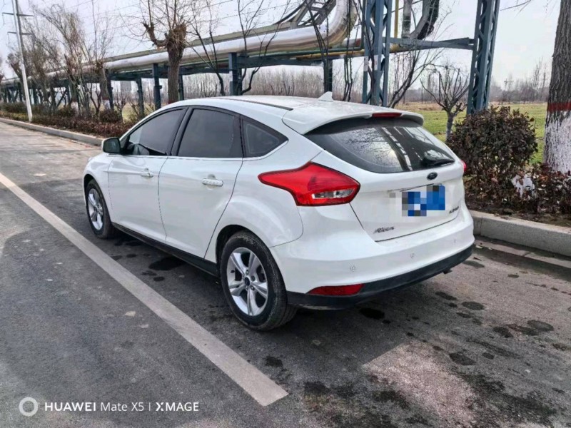 东营21年福特福克斯6