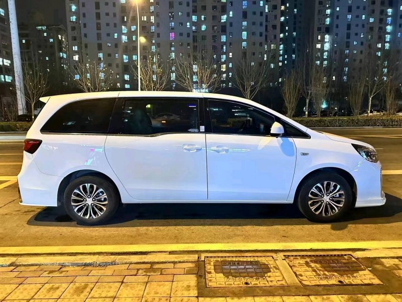 邢台22年别克GL83