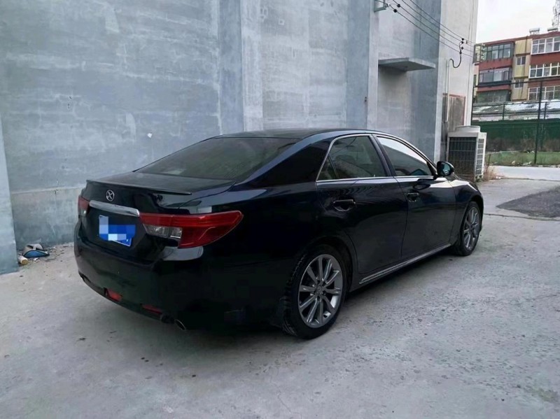 邯郸14年丰田锐志7