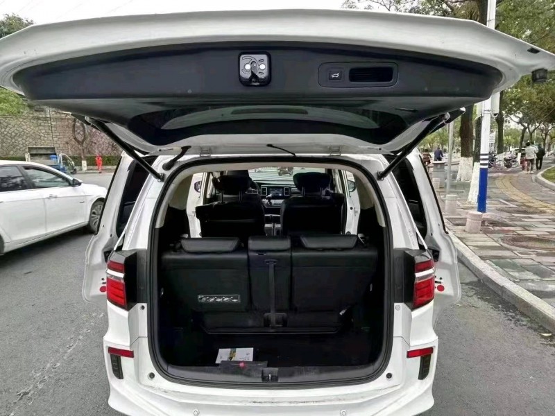 枣庄18年本田艾力绅3