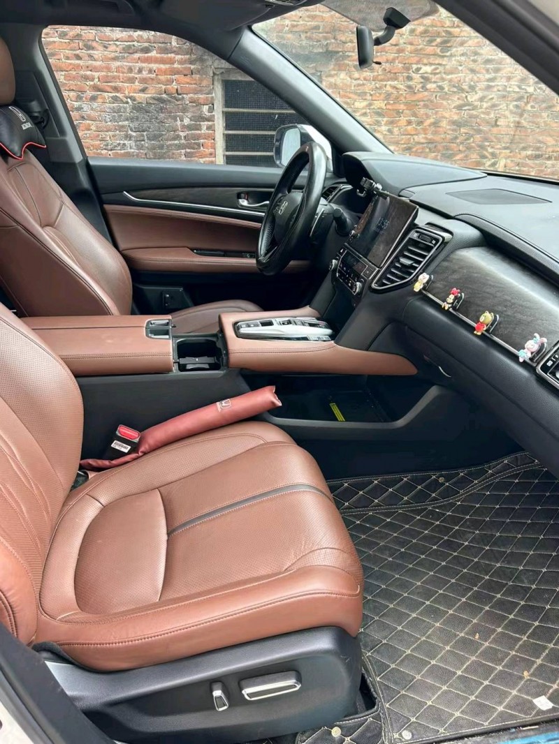 中山21年本田URV5