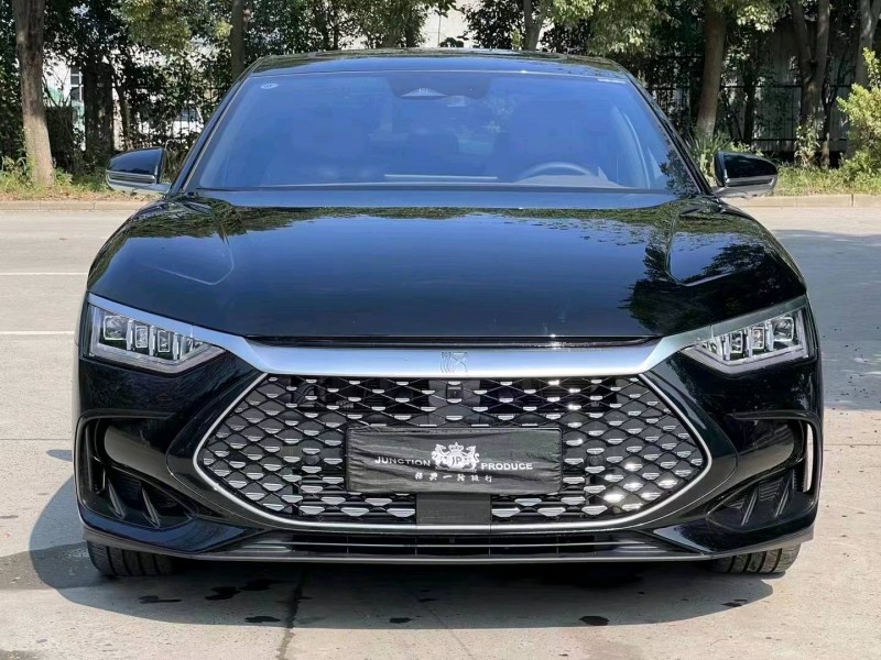 襄阳23年比亚迪汉1