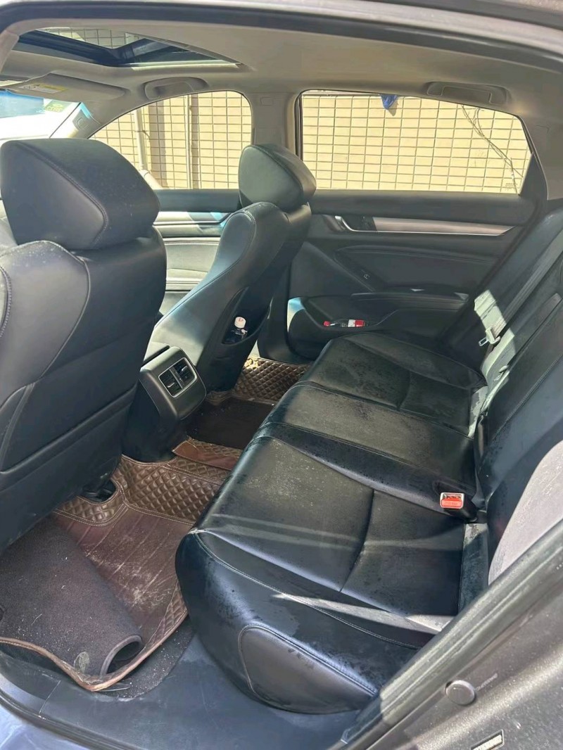 中山18年本田雅阁6