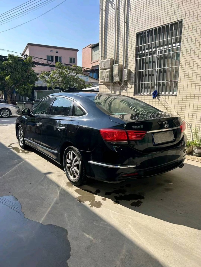 中山16年本田思铂睿6