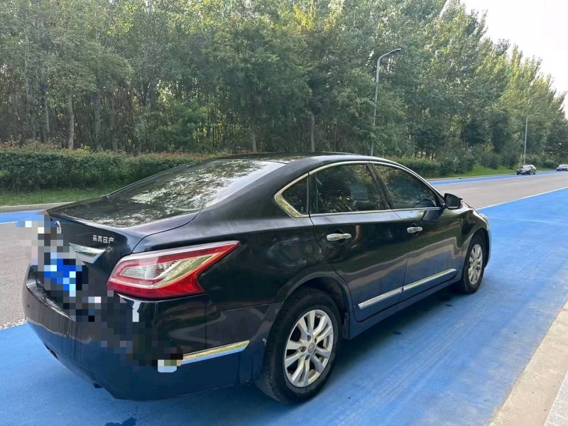 济南15年日产天籁8