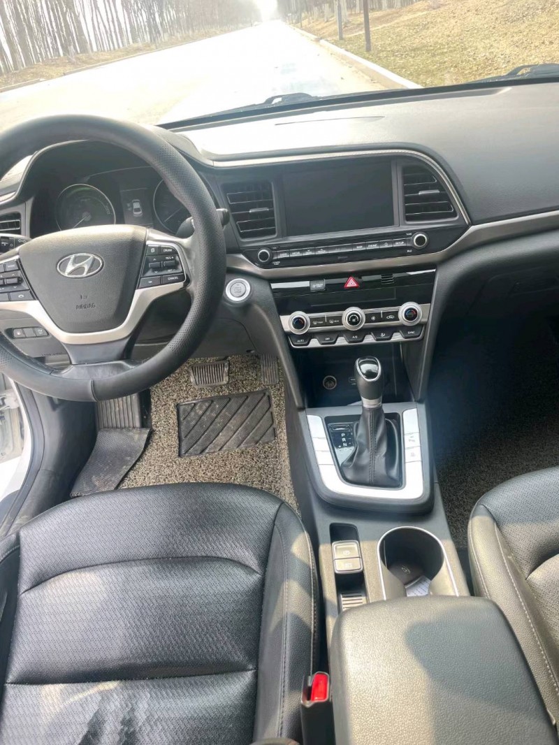 济南21年现代领动4