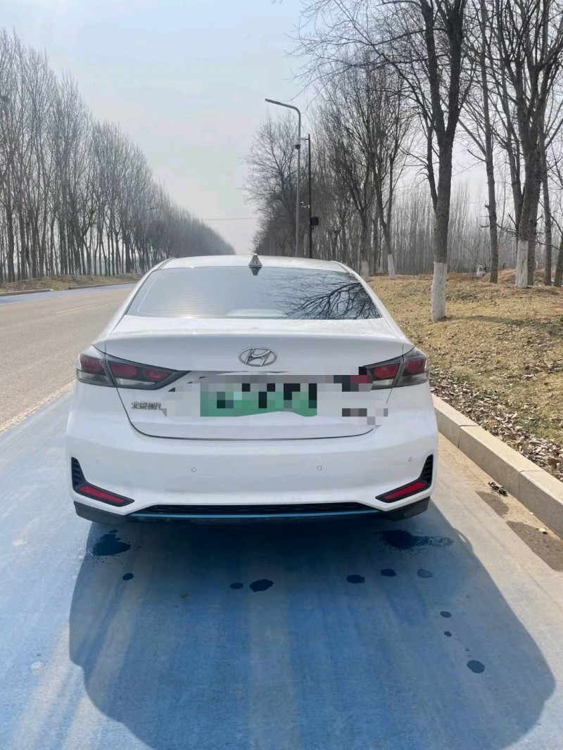 济南21年现代领动9