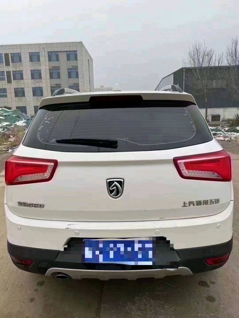 濟南17年寶駿5608