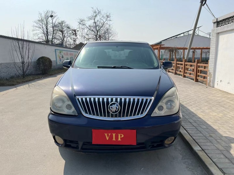 青岛15年别克GL81