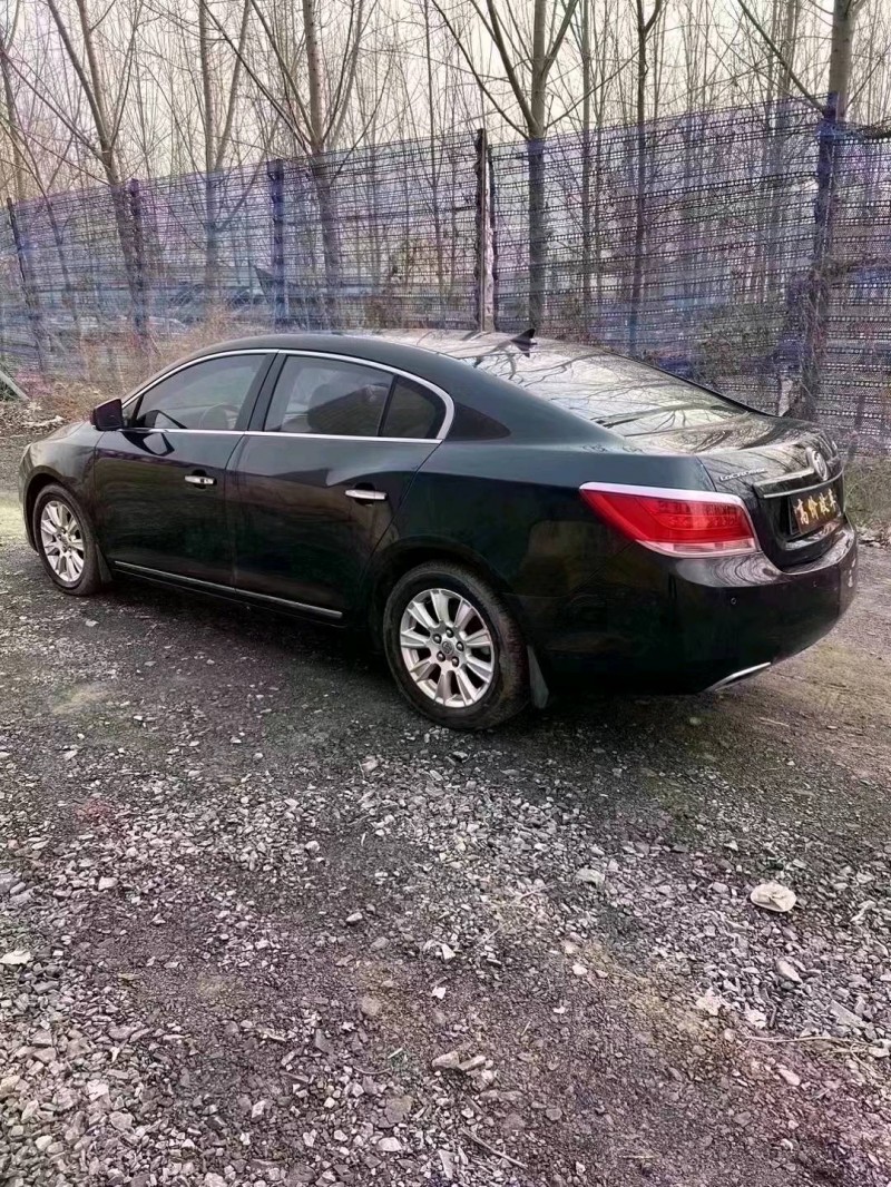 菏泽11年别克君越3