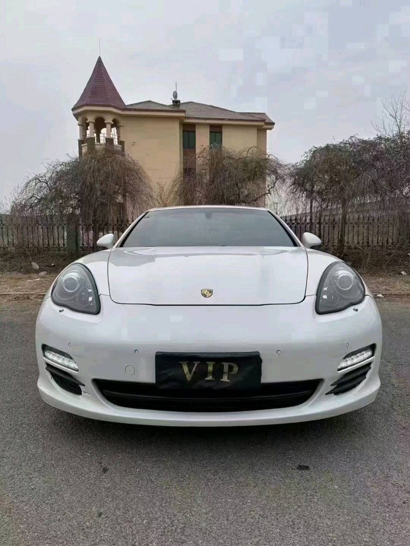 沈陽12年保時捷帕拉梅拉1